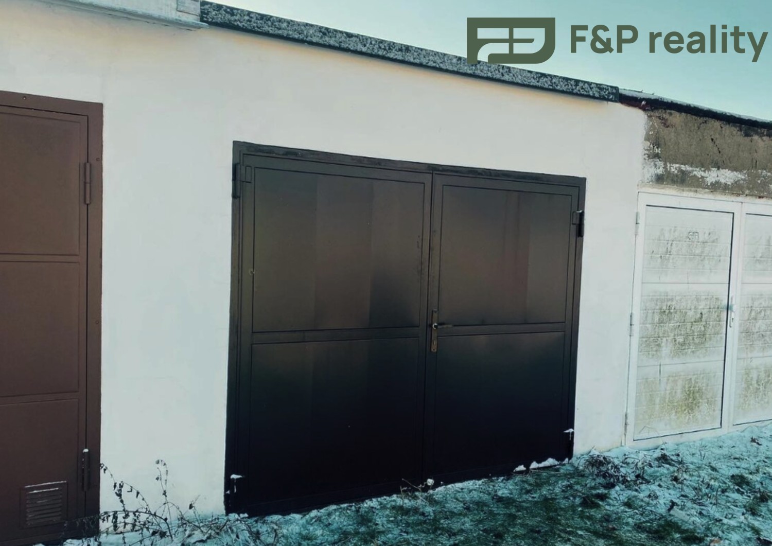Garáž, Pardubice – pohled 2