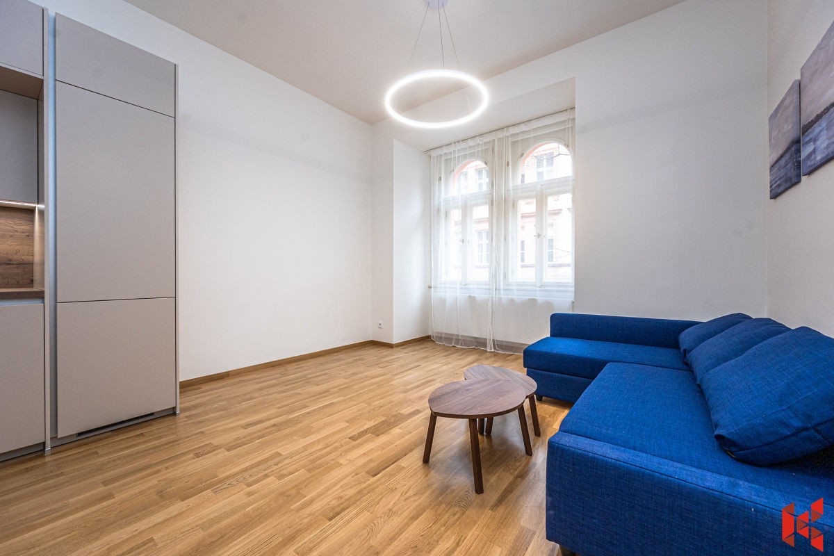 Pronájem byt 2+kk - Pernerova 413, Praha Karlín, 60 m² - 5