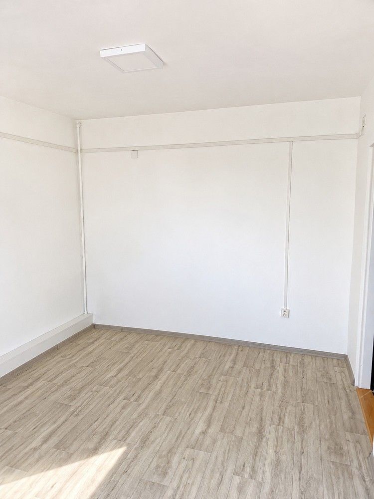 Obchodní prostory, Vrdy, okres Kutná Hora, Středočeský kraj, 16 m² - 2