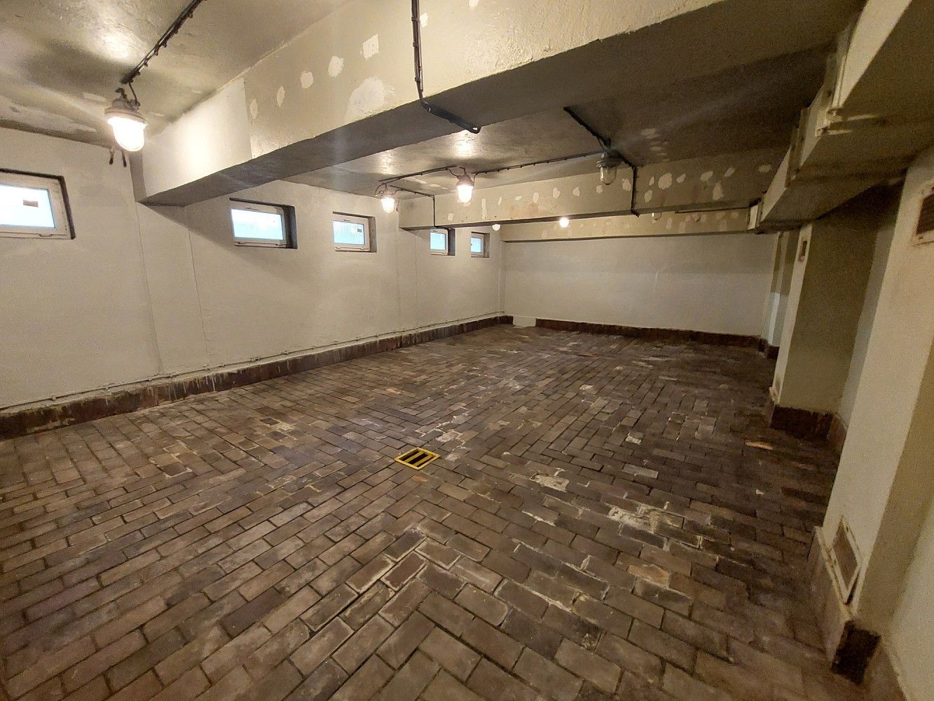 Sklad · 62 m² · Most - 3