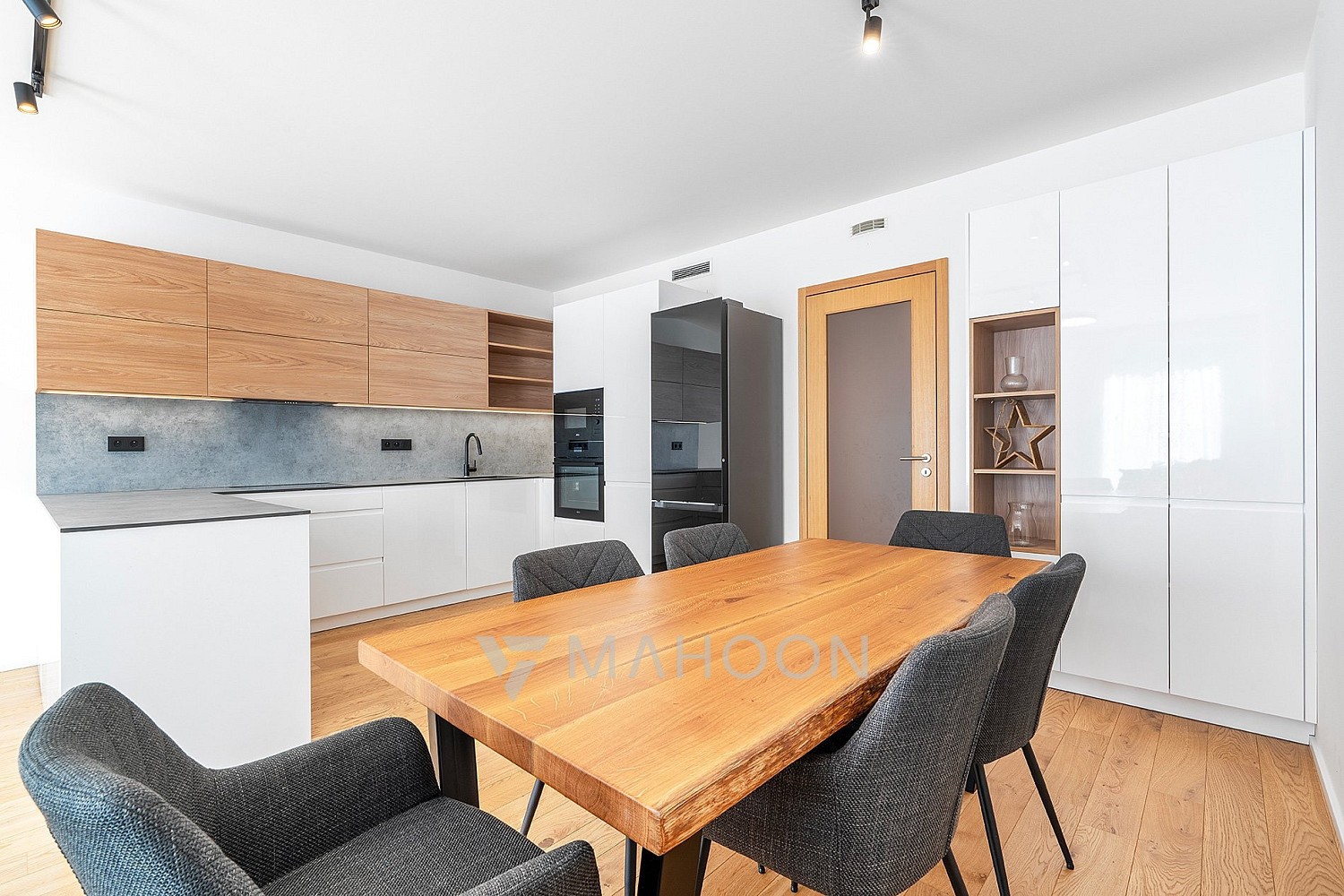 3+kk, Šiklové, Praha 5 - Smíchov, 87 m² - 1