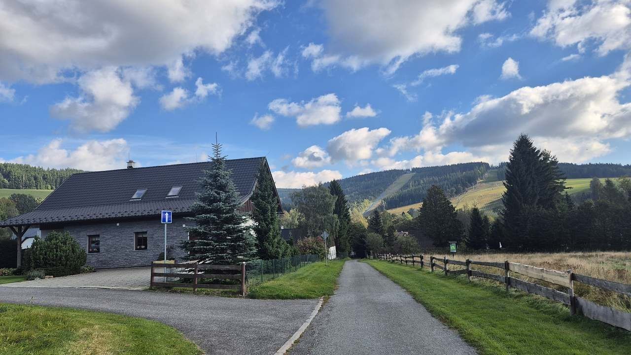 Chaty, Deštné v Orlických horách, Královéhradecký kraj - 2