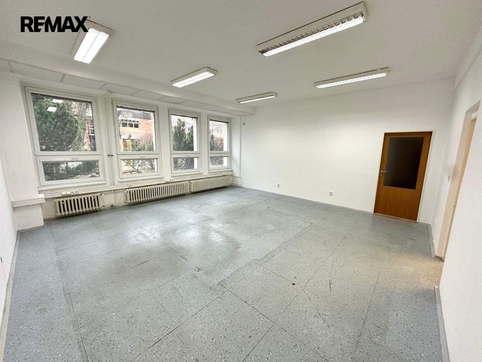 Kanceláře, Jiráskova 1284, Vsetín, 45 m² - 1