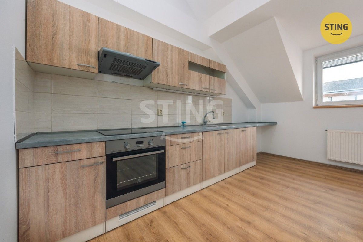 2+kk, Jana Palacha , Pardubice Zelené Předměstí, 68 m² - 1