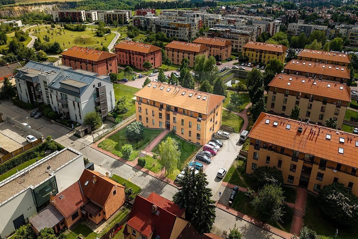 2+kk, Rotavská, Praha, 42 m² - 1