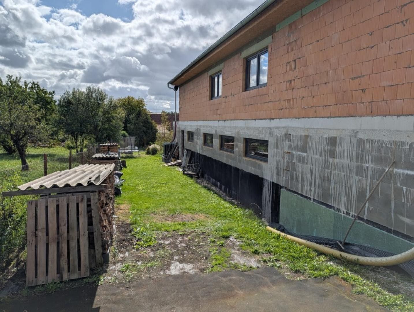 Prodej rodinný dům - Skály, 401 m² - 5