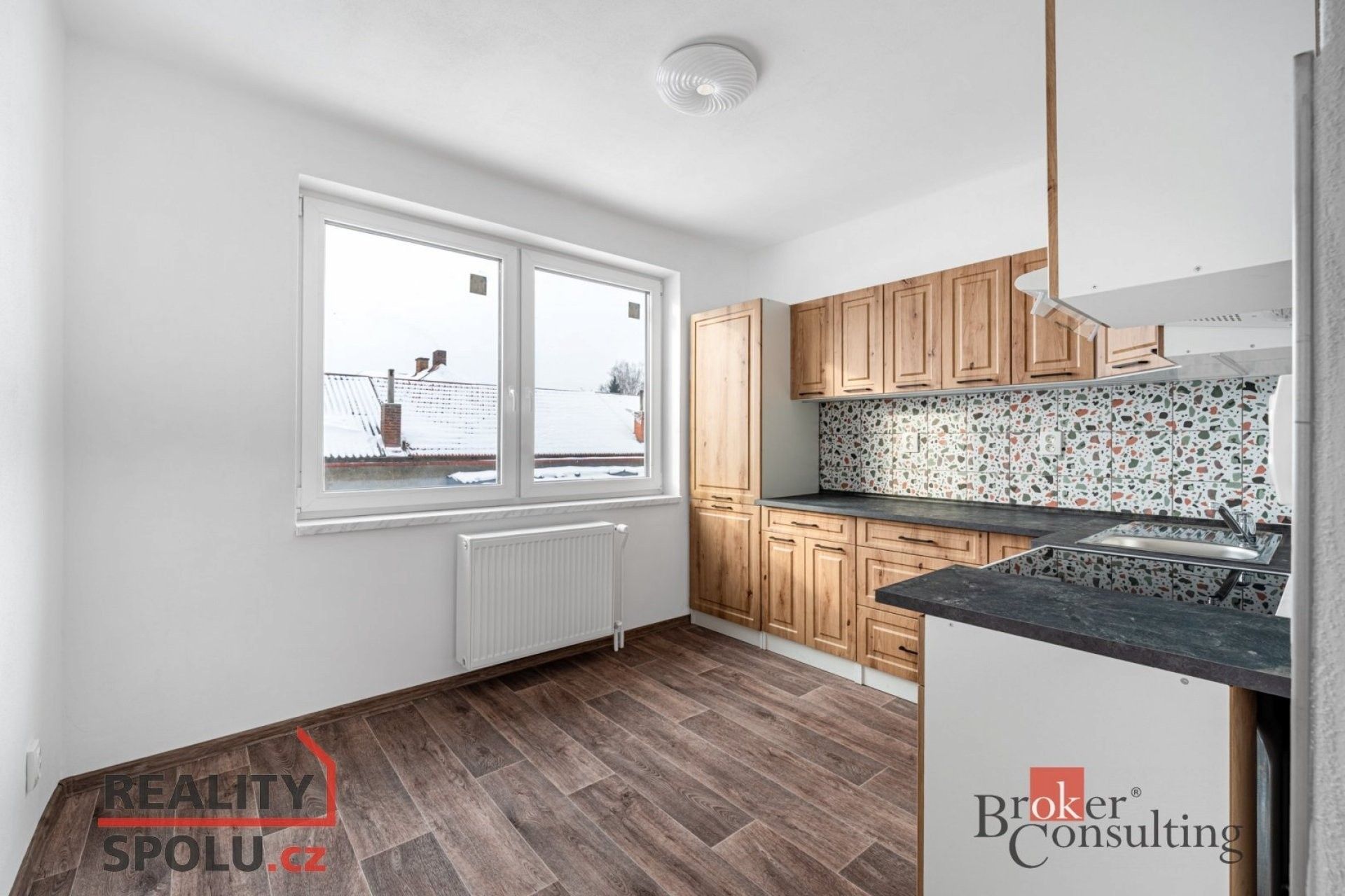 Pronájem byt 3+1 - Okrouhlička, 87 m²