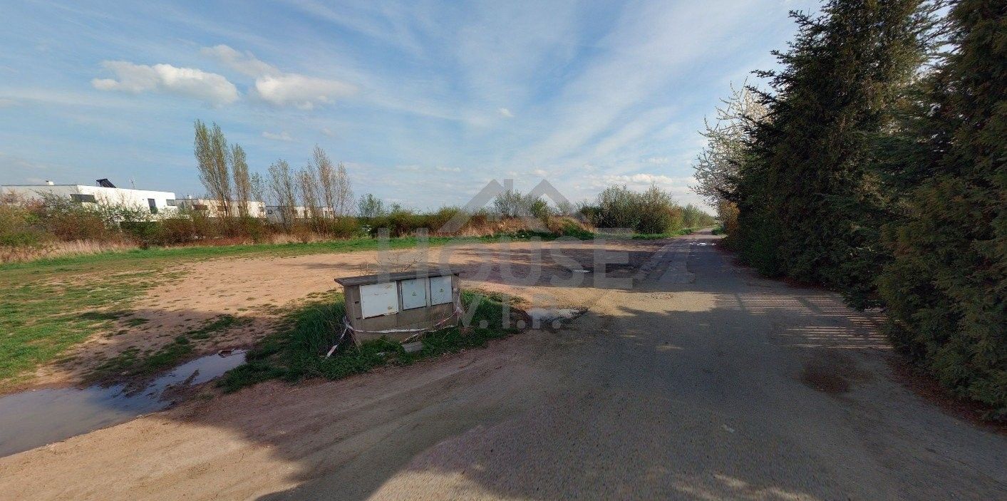 Prodej pozemek pro bydlení - Přední Kopanina, Praha