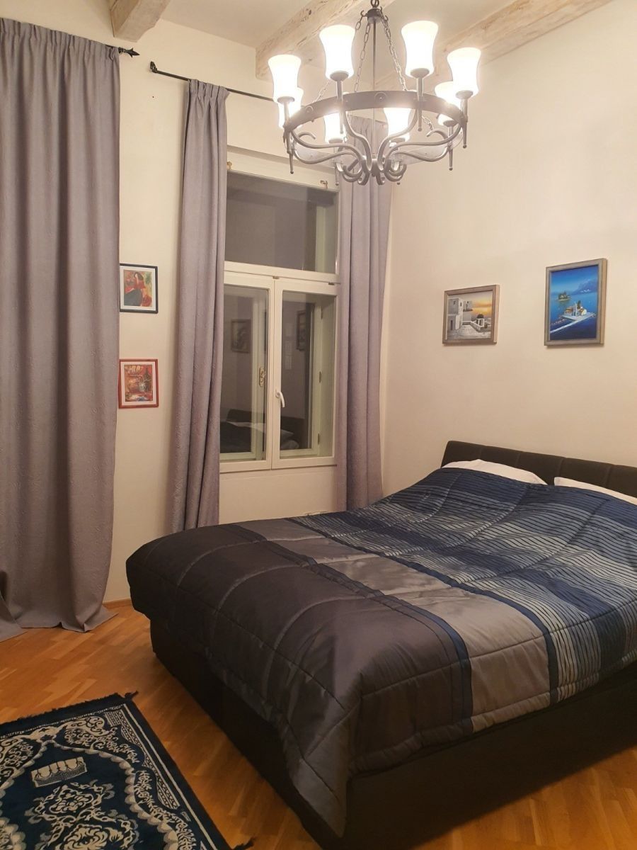 Pronájem byt 2+kk - Preslova, Praha - Smíchov, 50 m² - 5