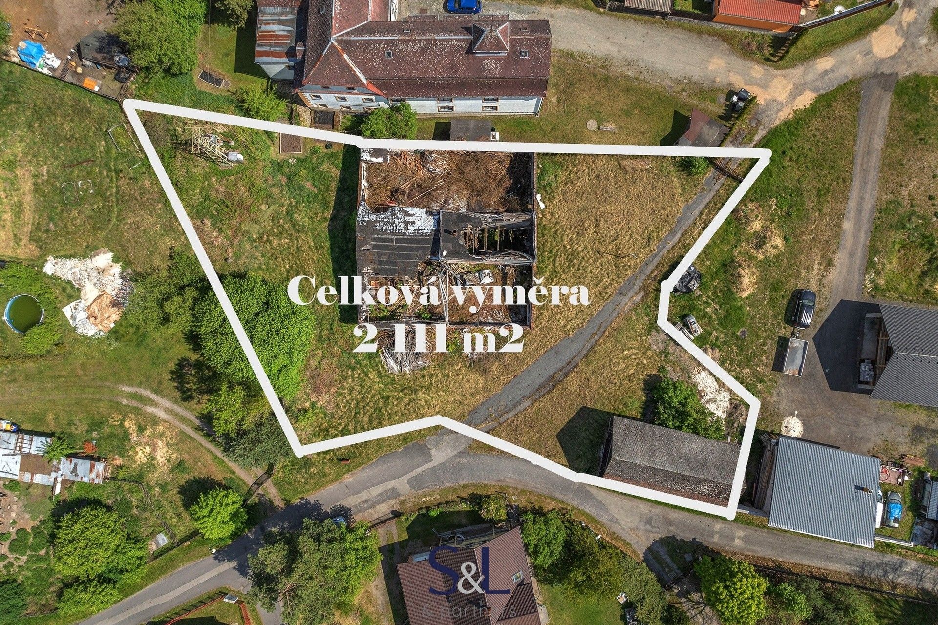 Pozemek pro bydlení, 2 111 m²