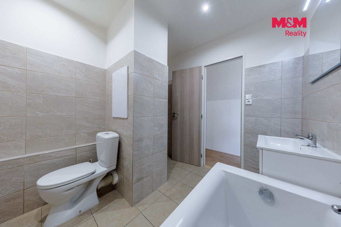 Byt 2+1 · 61 m² · Lidická, Ostrov - 3
