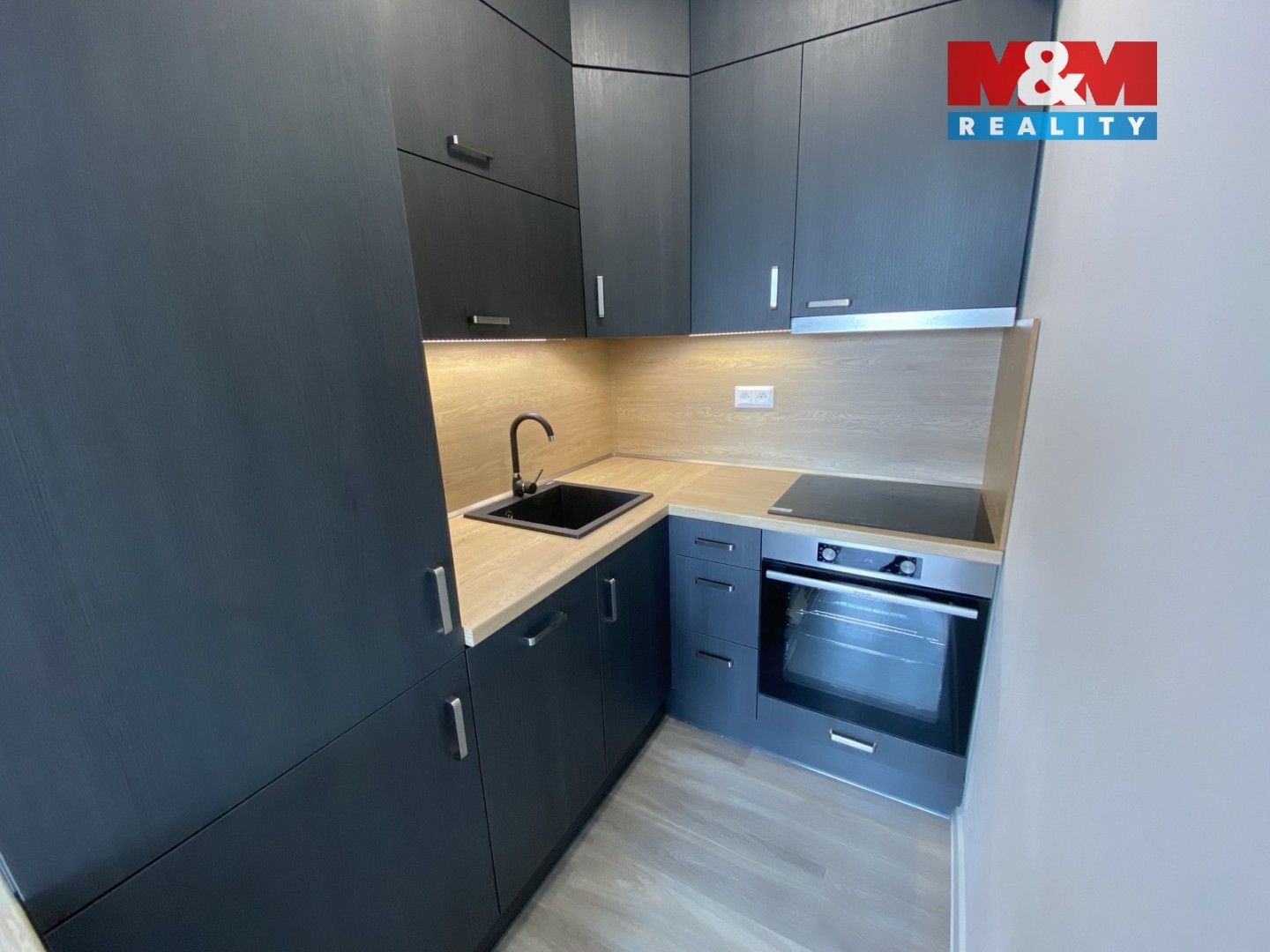 Pronájem byt 2+kk - Aloise Rašína, Olomouc, 40 m²