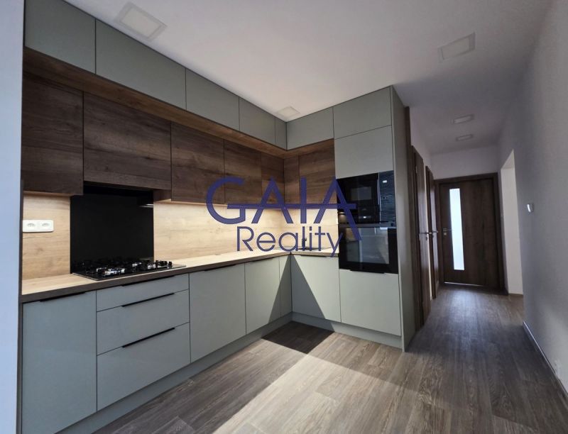3+1, Jižní, Hodonín, 64 m² - 1