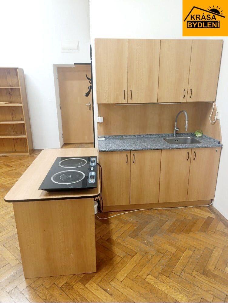 Pronájem byt 1+kk - Olomouc, 38 m²