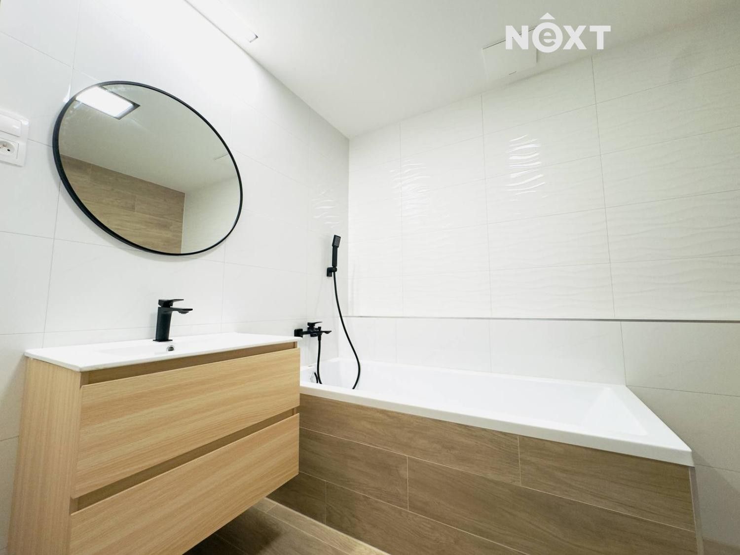 Pronájem byt 2+kk - Branišovská, České Budějovice, 78 m²