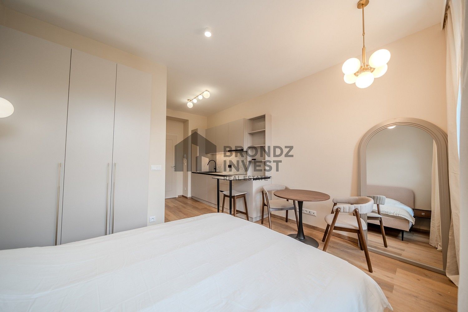 Byt 1+kk · 25 m² · Praha, Hlavní město Praha - 3