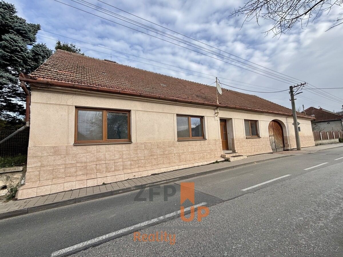 Rodinné domy, Tišnov, 666 03