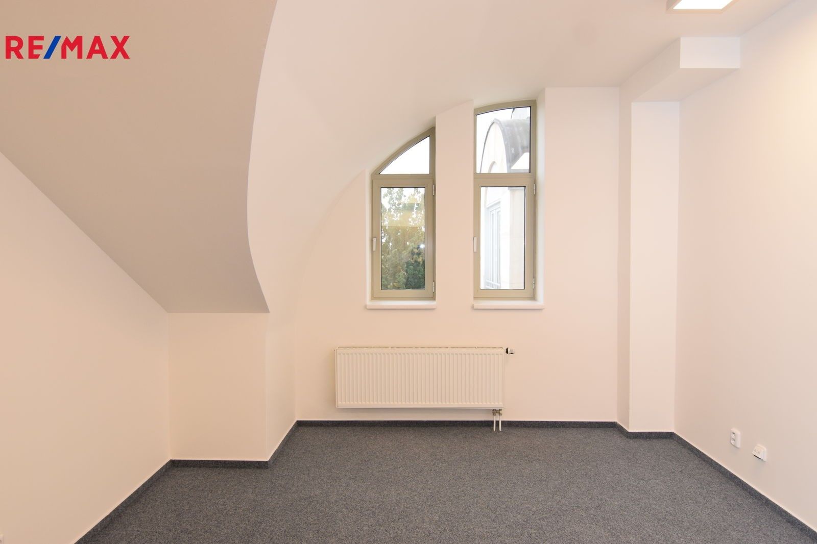 Pronájem kancelář - Náměstí Přemyslovců, Nymburk, 29 m²