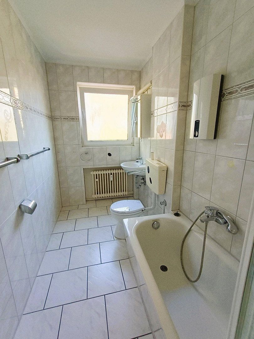 Pronájem byt 3+1 - Bahnhofstraße 19-21, , Severní Porýní-Vestfálsko, 95 m² - 5