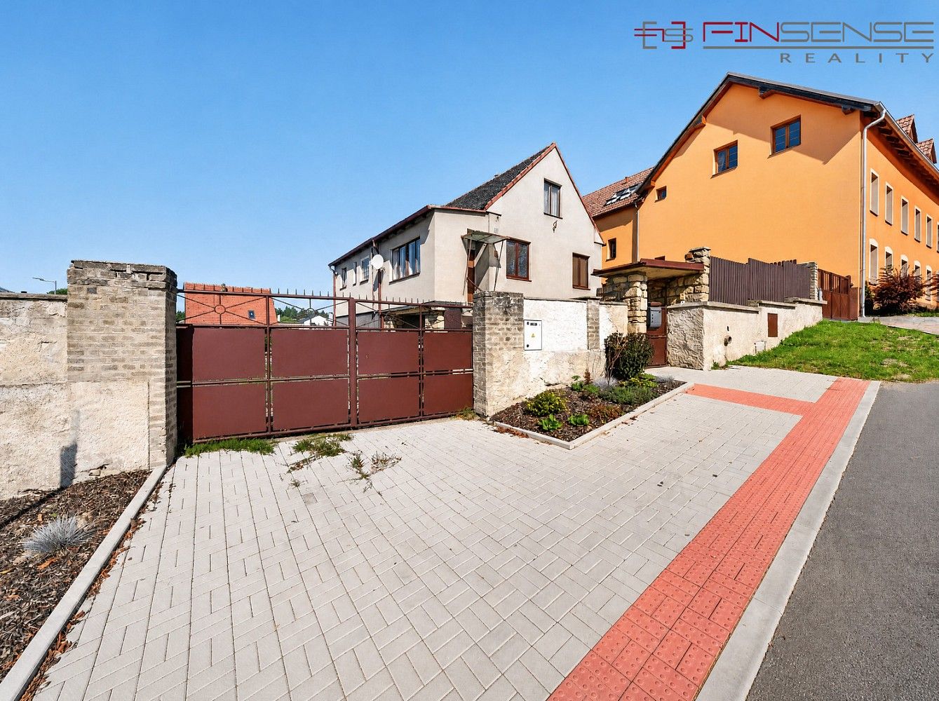 Rodinné domy, U kapličky, Doksy, okres Kladno, 90 m² - 1