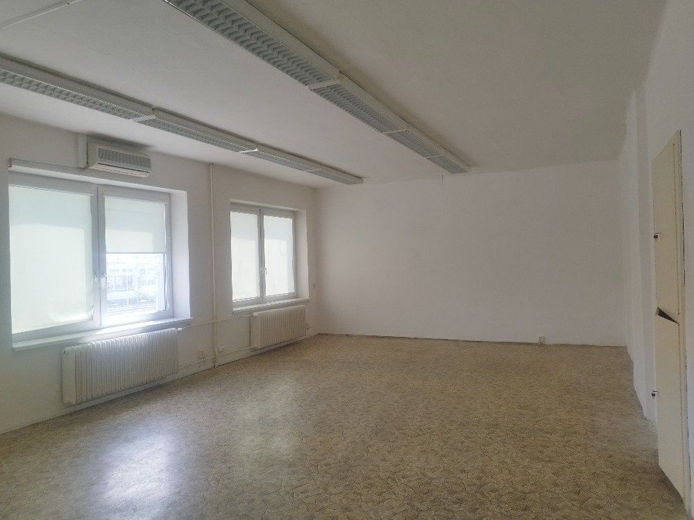 Kanceláře, Pardubice, 65 m² - 1