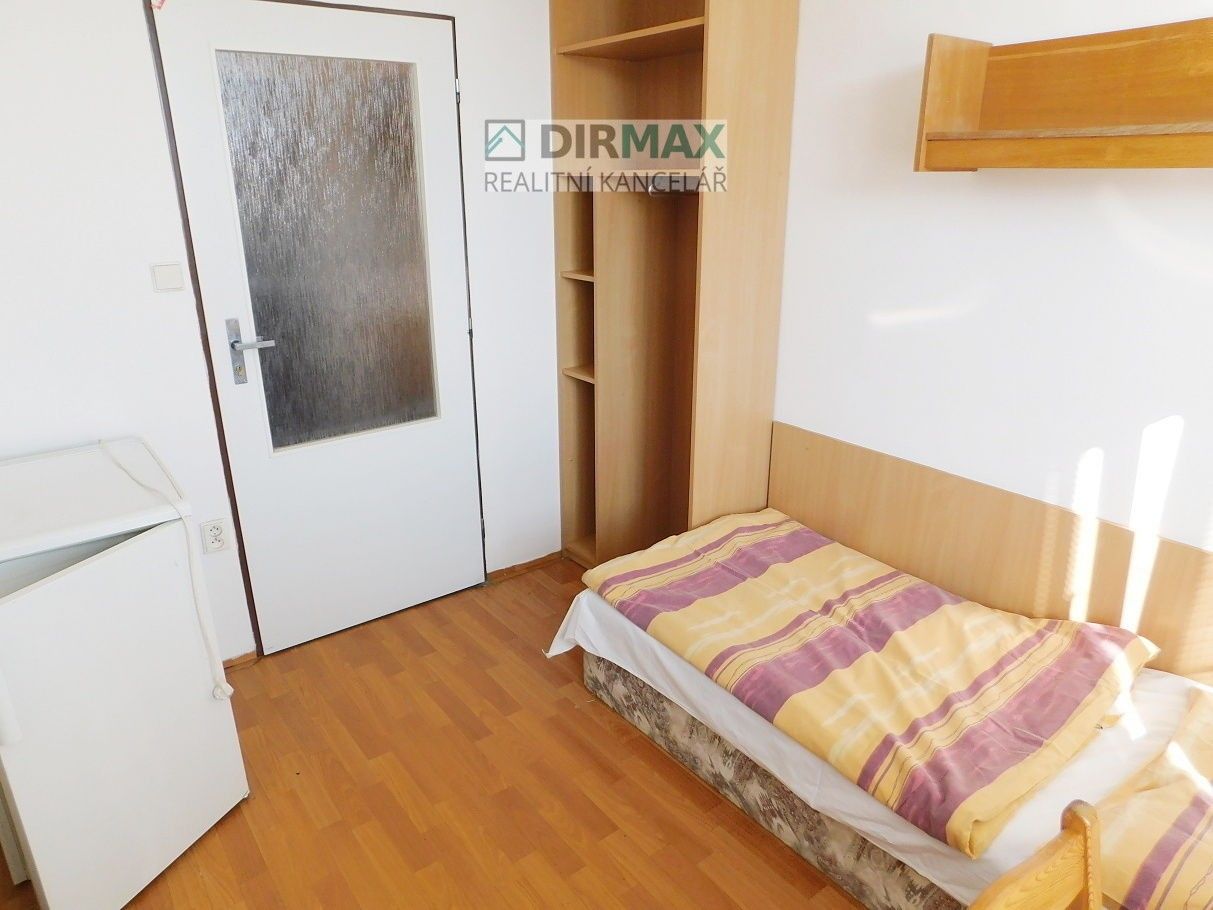 Byty, Zahradní, Plzeň, 12 m²