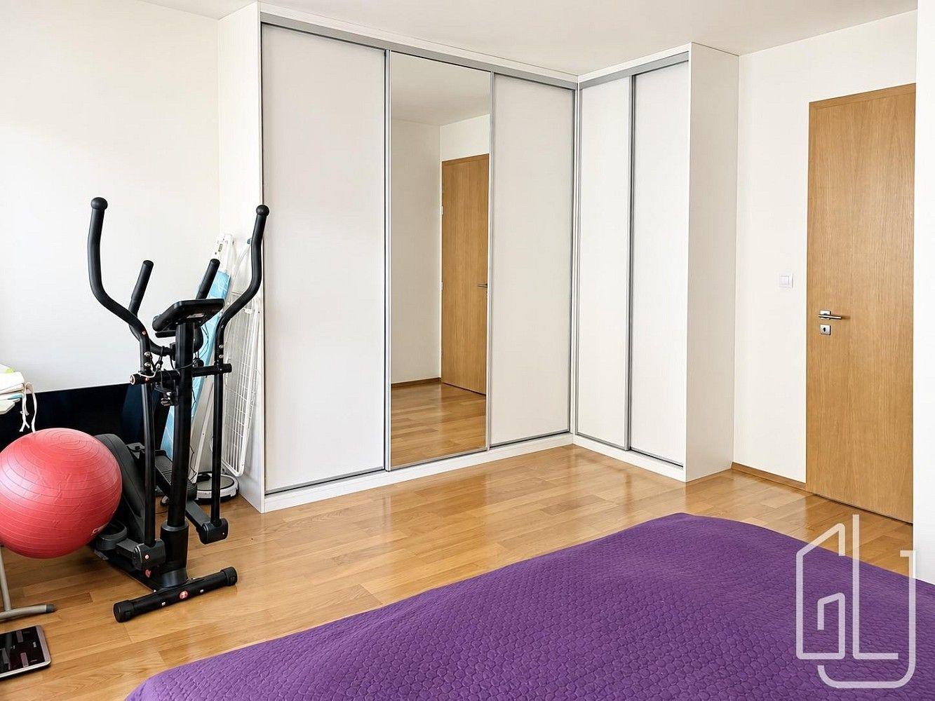 Pronájem byt 2+kk - Komunardů, Praha 7 - Holešovice, 57 m² - 5