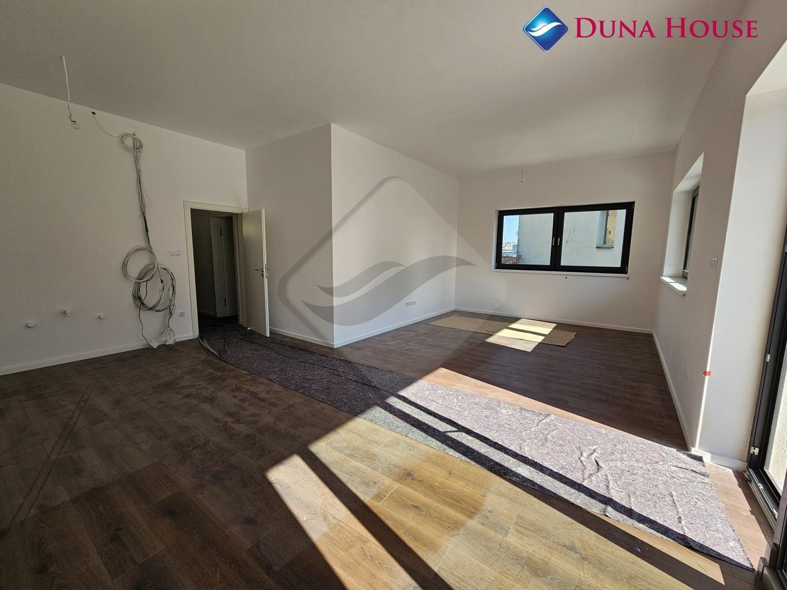 Byt 3+kk · 87 m² · Spojovací, Praha - 3
