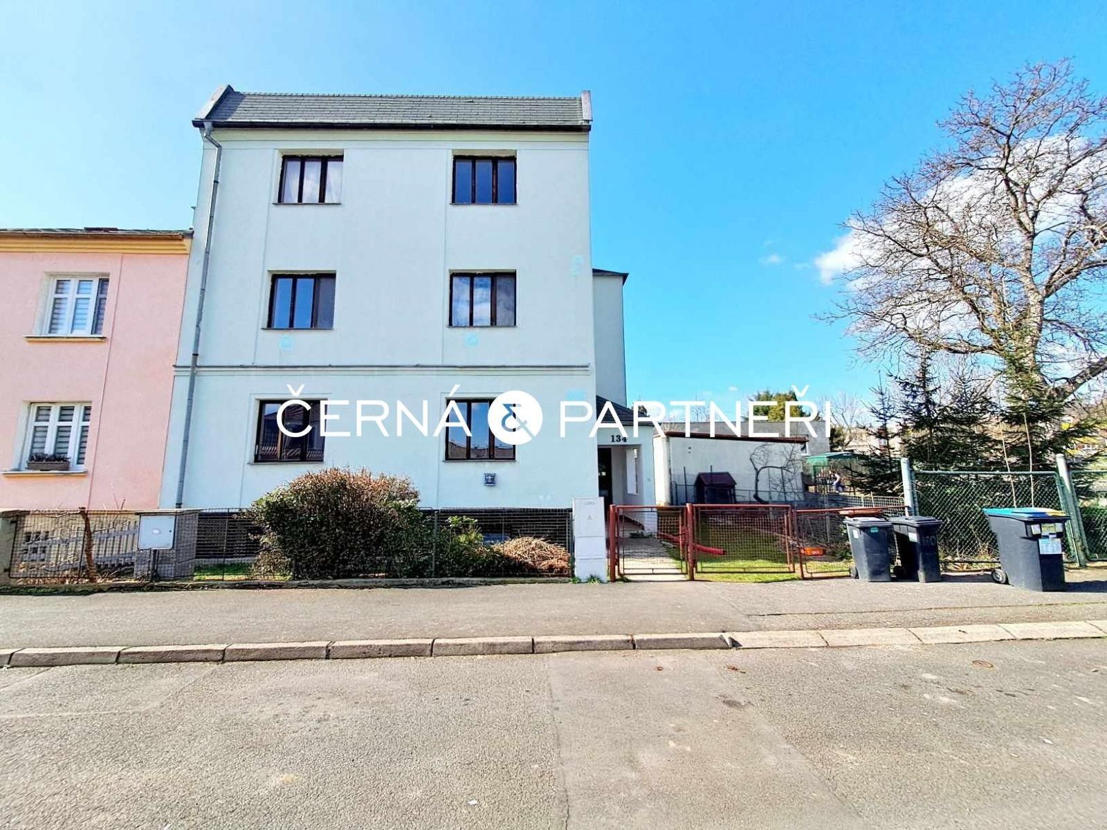 Činžovní domy, U staré školy, Teplice, 350 m²