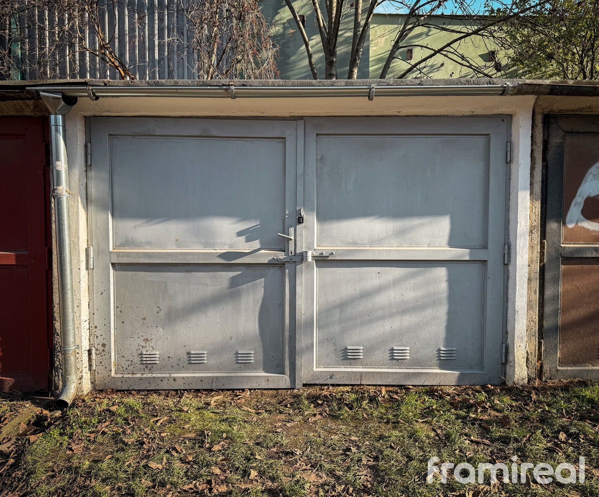 Prodej garáž - Košinova, Brno, 18 m²