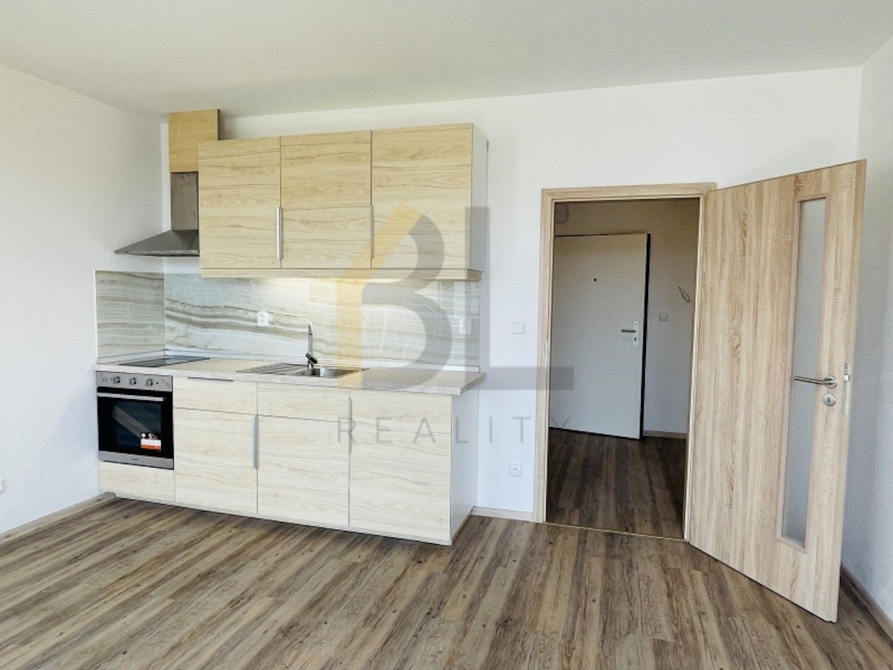 1+kk, Moravní, Rohatec, 28 m²