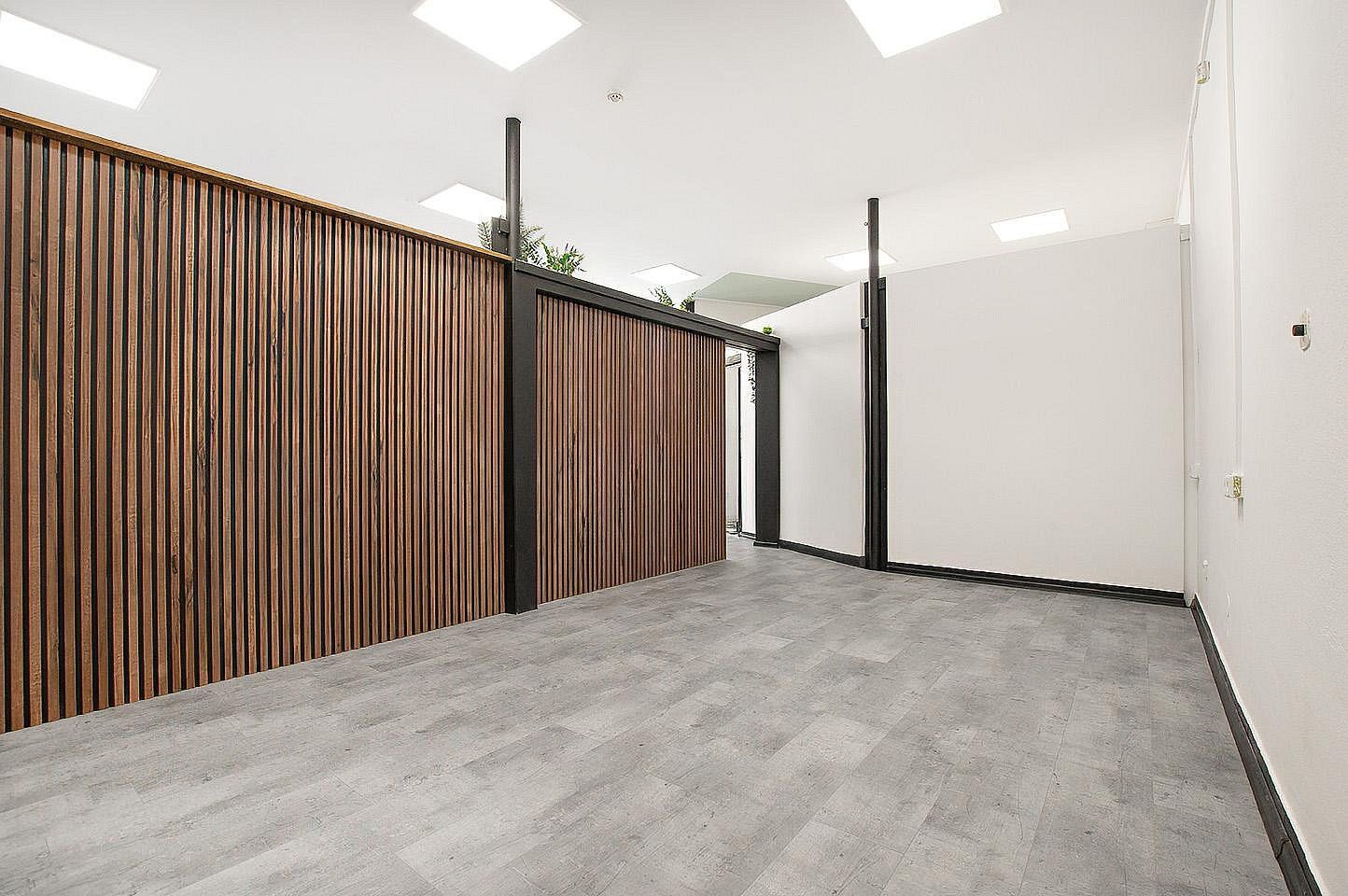 Pronájem obchodní prostory - České Budějovice - České Budějovice 6, Jihočeský kraj, 20 m² - 5