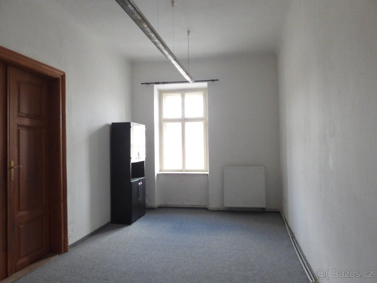 Kancelář · Jihlava, 586 01 - 3