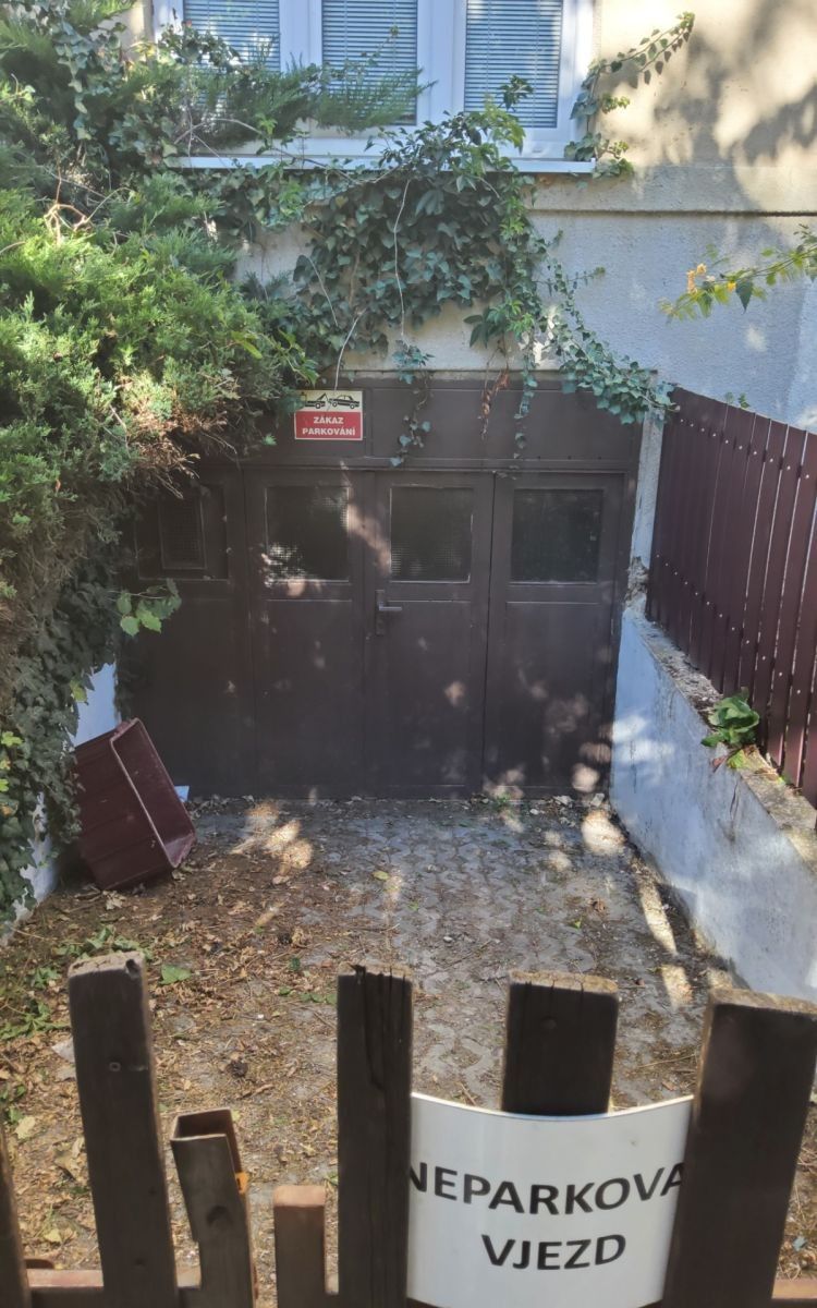 Garáže, Brno - Ponava, Jihomoravský kraj, 18 m²