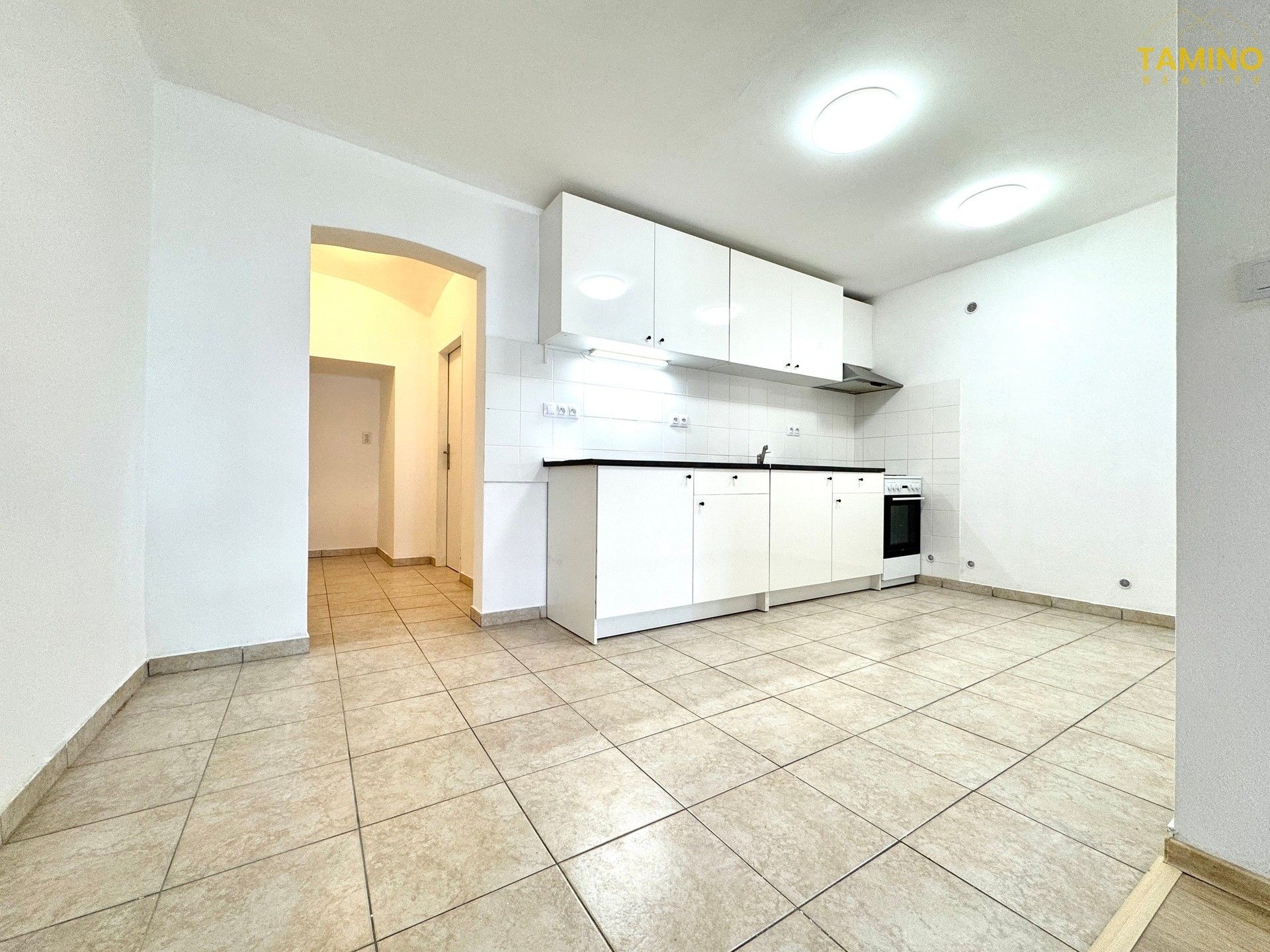 2+kk, nám. Sv. J. Nepomuckého 25, Studená, 50 m² - 2