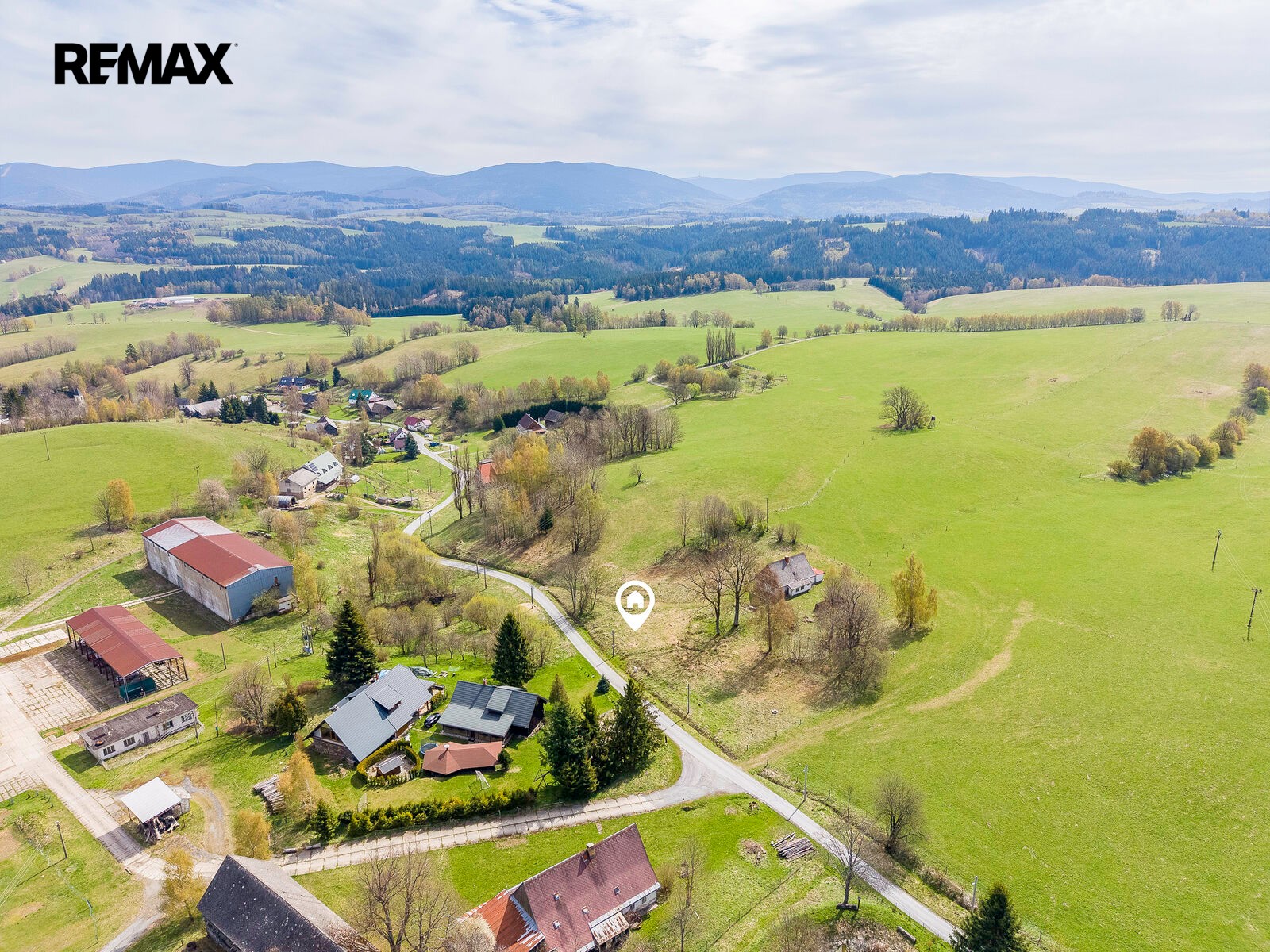Pozemek pro bydlení, 1 438 m²