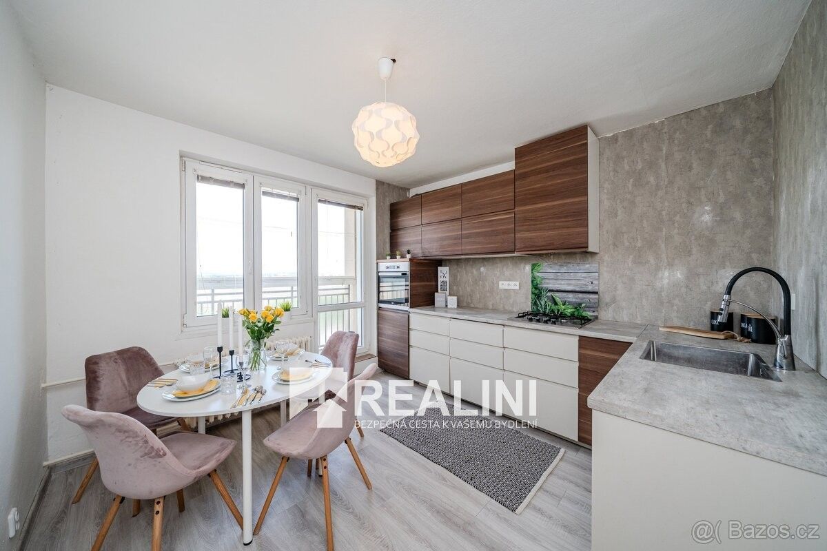 Byty, Ostrava, 700 30