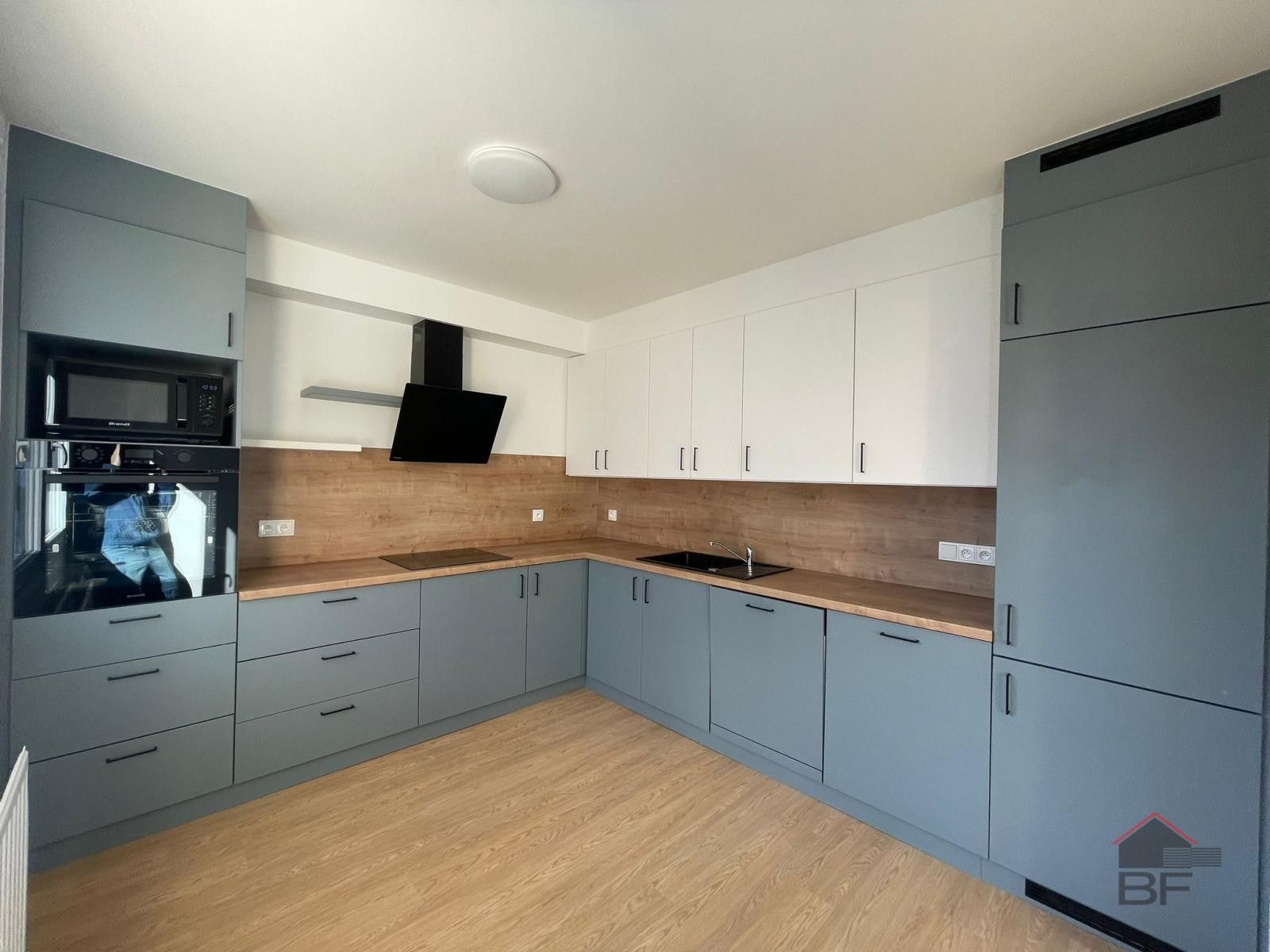 3+1, Máchova, Stráž pod Ralskem, 77 m²