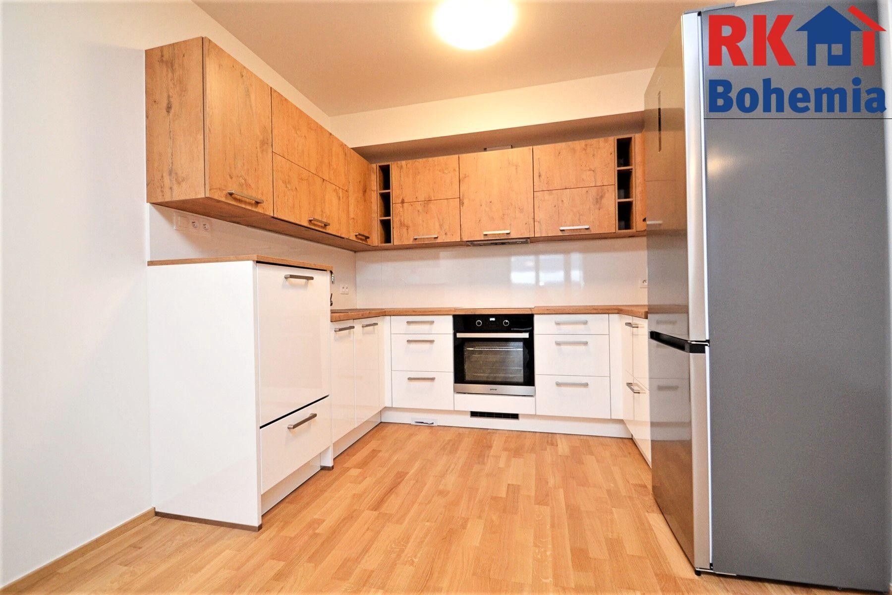 Pronájem byt 4+kk - Nezvalova, Vestec, 103 m²