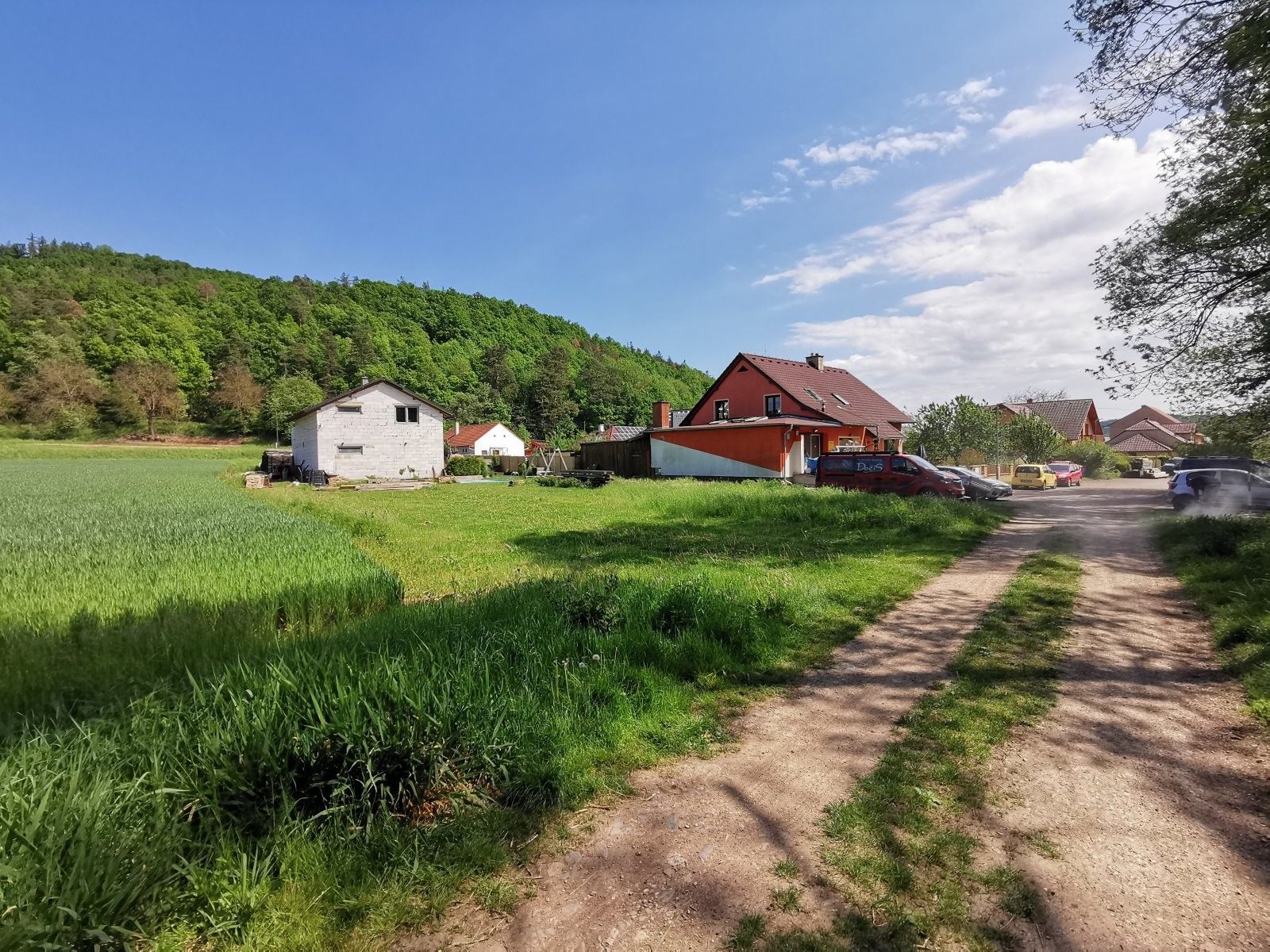 Prodej pozemek pro bydlení - Lomnička, 690 m²