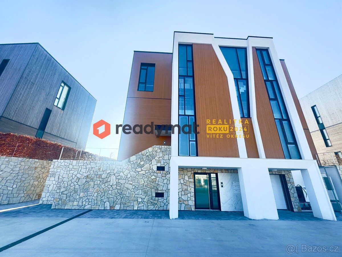 Byty, 987 65, Slovensko