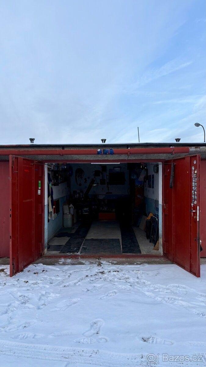 Garáže, Valašské Meziříčí, 757 01