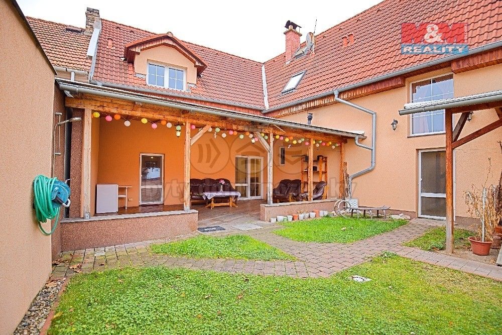 Prodej rodinný dům - Dobroměřice, 260 m²