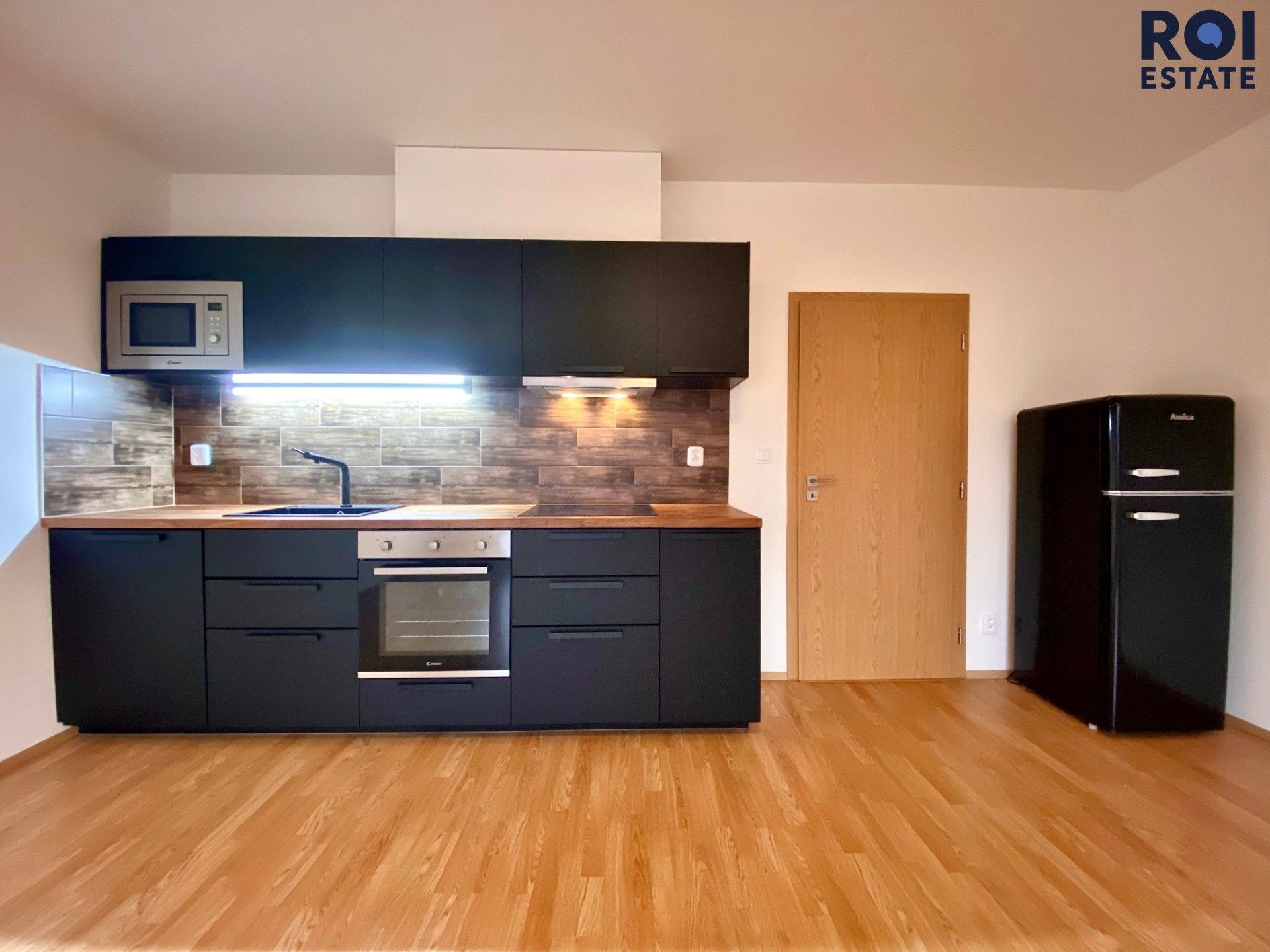 1+kk, Ječná, Hostivice, 38 m²