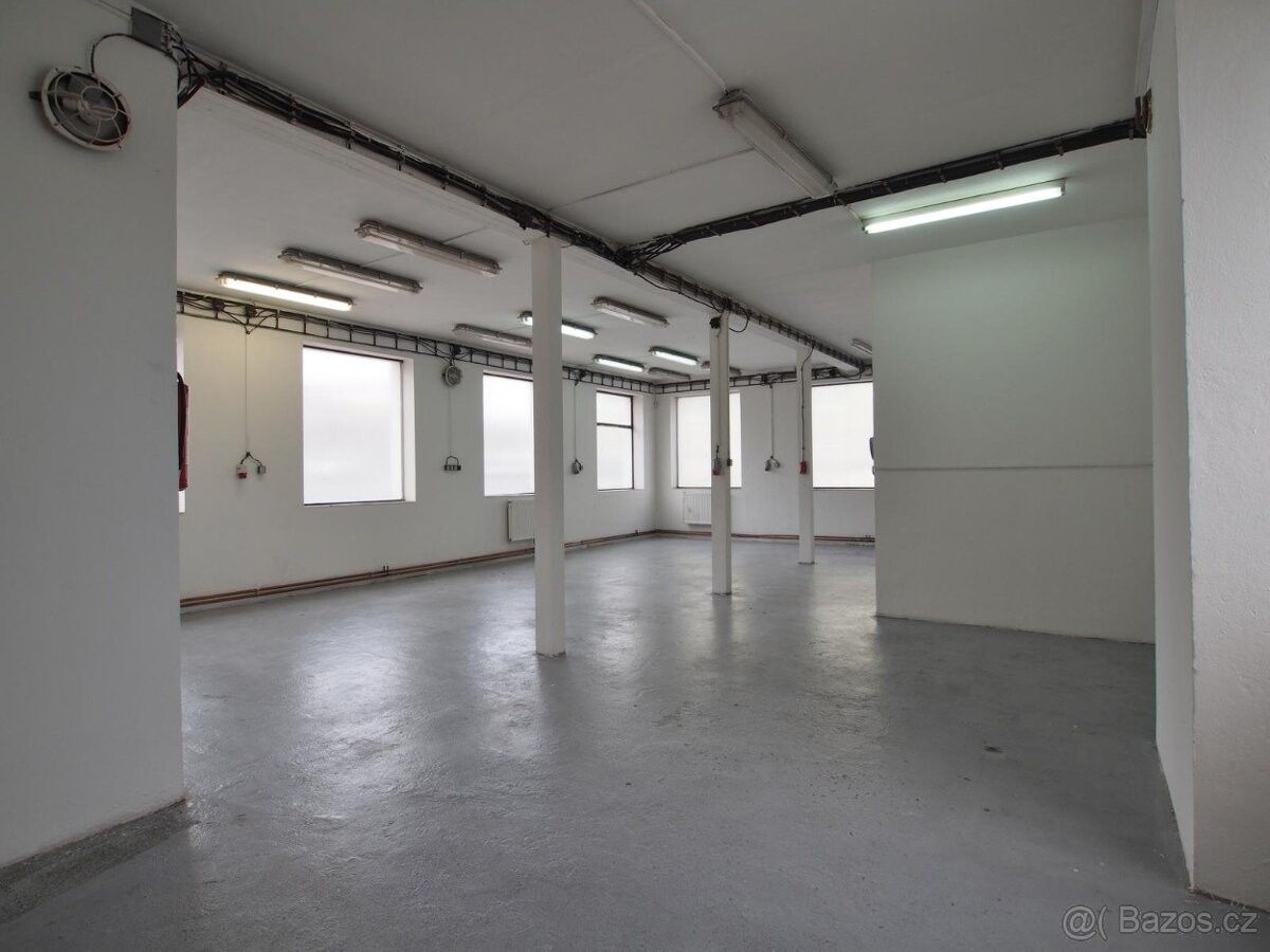 Pronájem sklad - Holasice, 664 61