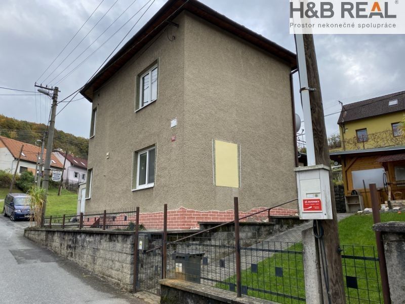 Prodej rodinný dům - V Dolině, Zlín, 270 m²