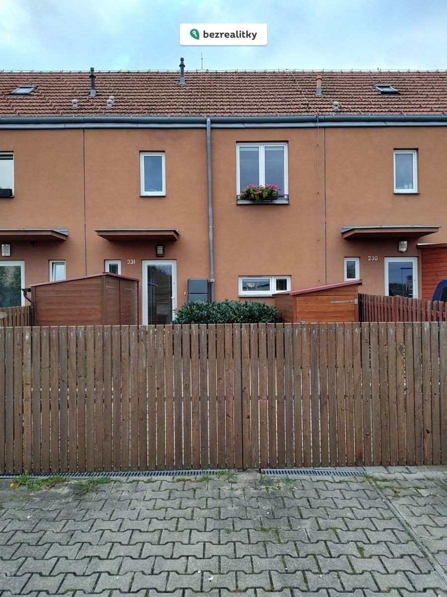 Prodej rodinný dům - Zlatnická, Jenštejn, 109 m²