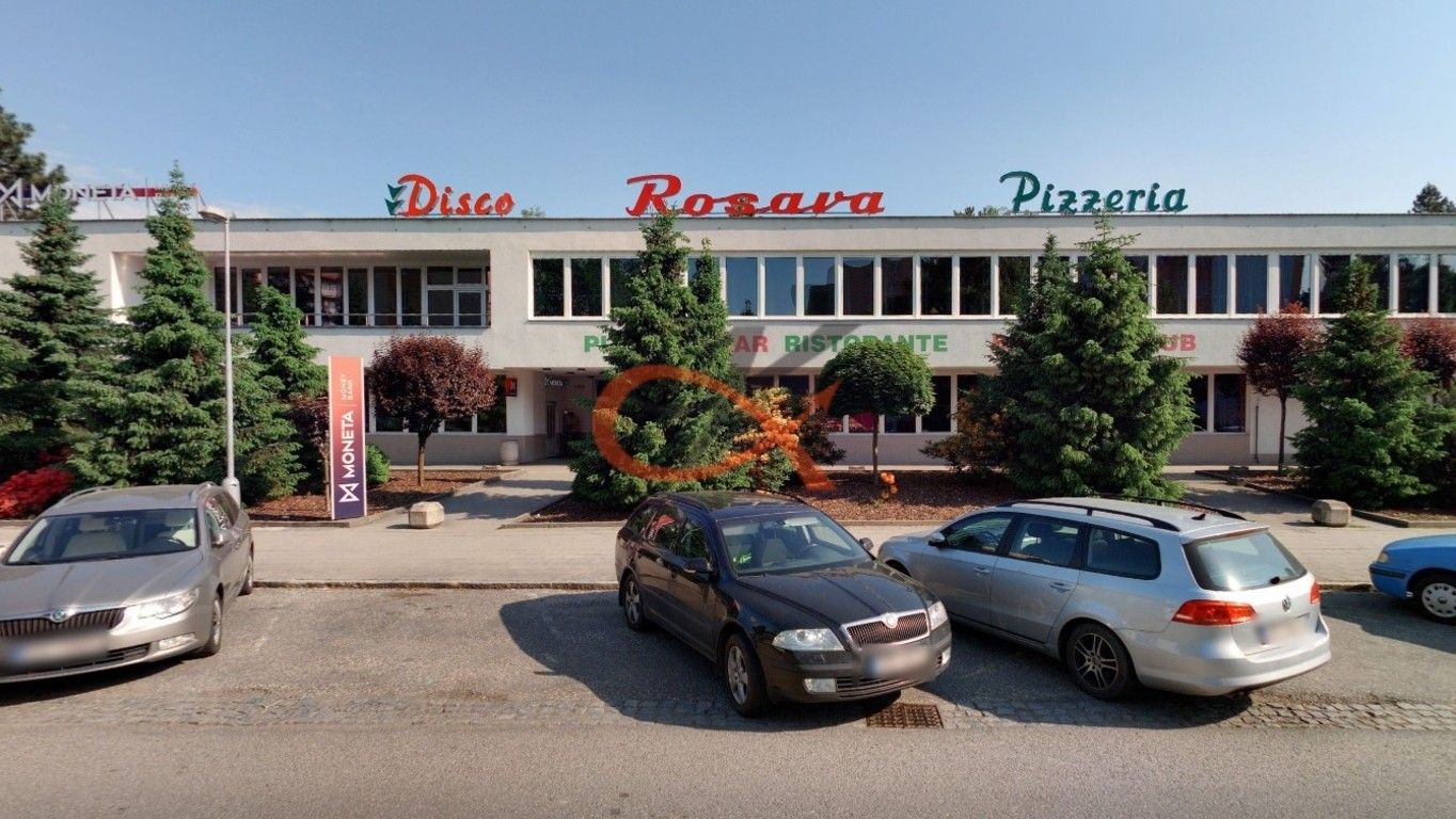 Obchodní prostory, 1. máje, Rožnov pod Radhoštěm, 150 m²