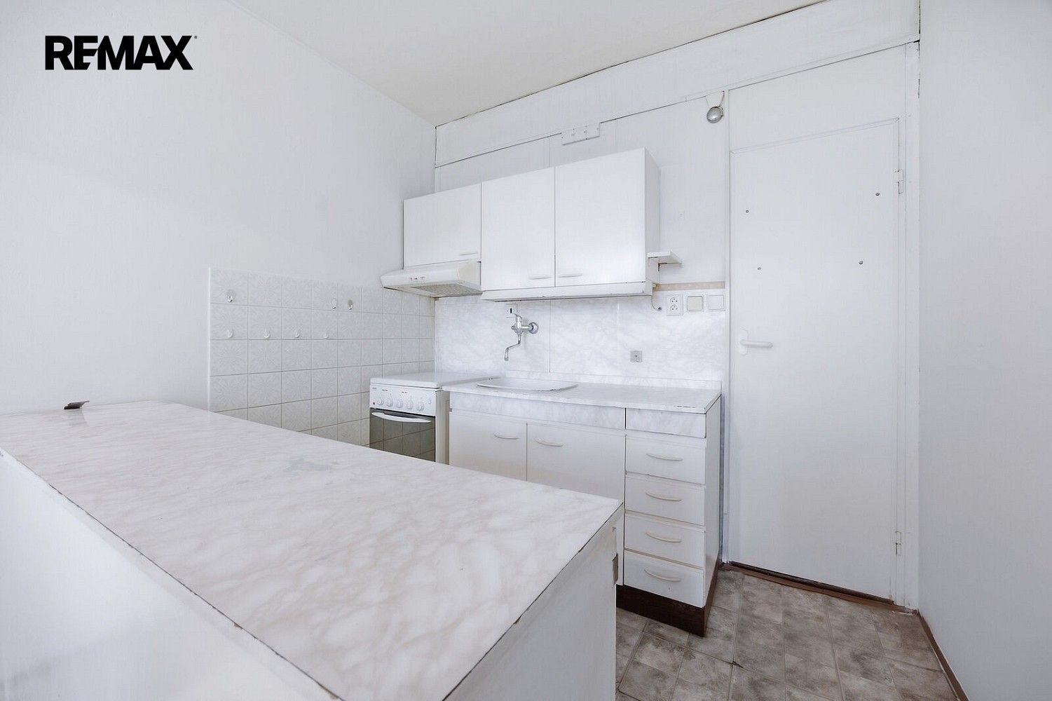 Byt 3+1 · 68 m² · Praha - Kobylisy, okres Praha 8, Hlavní město Praha - 3