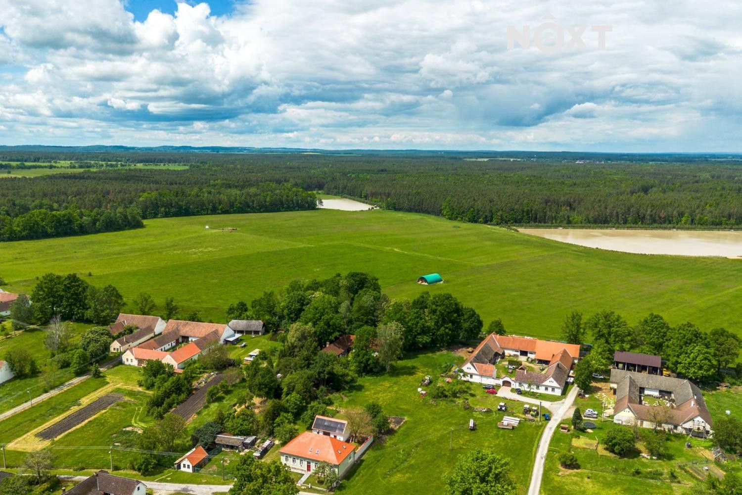 Prodej pozemek pro bydlení - Hrachoviště - 5